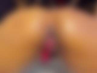 Live cam show with sara-tompsonn - Foot Fetish on Camsoda