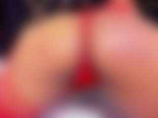 Live cam show with sara-tompsonn - Twerk on Camiplay Live