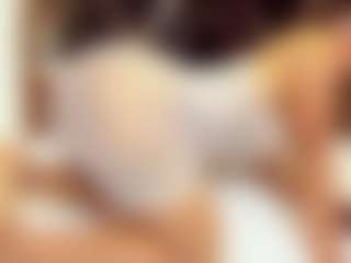 sara-tompsonn's Live Sex Cam Show
