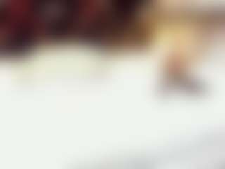 Live cam show with sara-tompsonn - Full Nudity on TeamSkeetLive