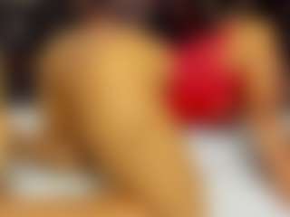 sara-tompsonn's Live Sex Cam Show