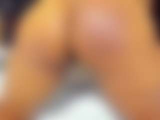 sara-tompsonn's Live Sex Cam Show