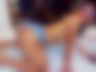 sara-tompsonn's Live Sex Cam Show