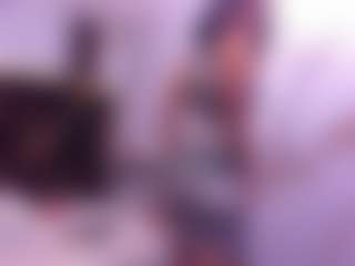 Live cam show with sara-tompsonn - Striptease on Camiplay Live