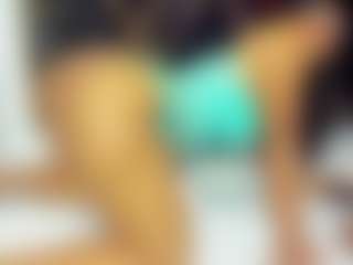 Live cam show with sara-tompsonn - Twerk on Camsoda