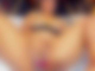 sara-tompsonn's Live Sex Cam Show
