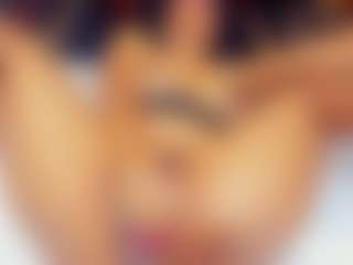 sara-tompsonn's Live Sex Cam Show