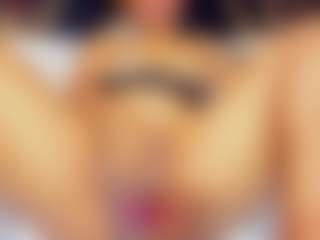 sara-tompsonn's Live Sex Cam Show