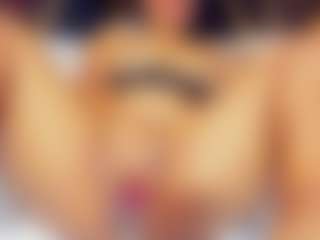 sara-tompsonn's Live Sex Cam Show