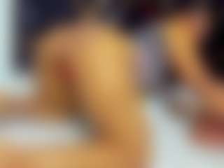 Live cam show with sara-tompsonn - Sexy on Camsoda