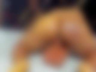 Live cam show with sara-tompsonn - Hairy Pussy on Nude Chat * 1 On 1 Webcam Sex * Live Cam Show