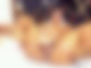 sara-tompsonn's Live Sex Cam Show