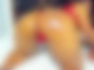 sara-tompsonn's Live Sex Cam Show