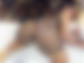 sara-tompsonn's Live Sex Cam Show