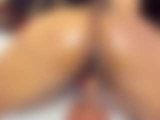sara-tompsonn's Live Sex Cam Show