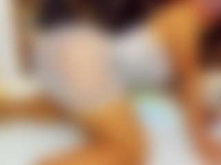 sara-tompsonn's Live Sex Cam Show