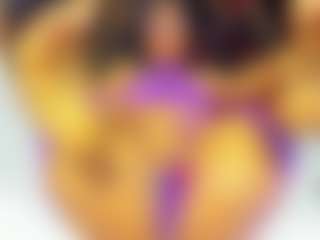 Live cam show with sara-tompsonn - Big Tits Small Tits on Hubzter Live