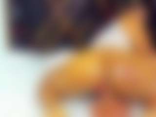 Live cam show with sara-tompsonn - Small Tits on SinfulBabes
