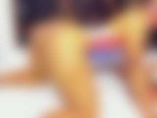 sara-tompsonn's Live Sex Cam Show