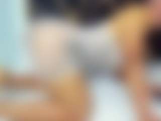 Live cam show with sara-tompsonn - Dirty Talk on Cam Slut