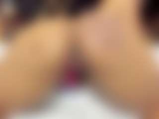 sara-tompsonn's Live Sex Cam Show