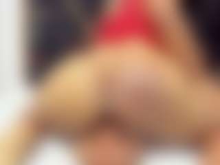 sara-tompsonn's Live Sex Cam Show