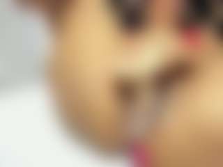 sara-tompsonn's Live Sex Cam Show
