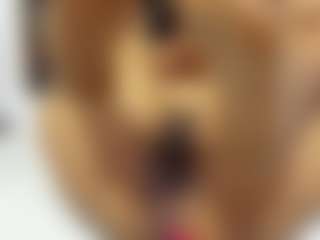 sara-tompsonn's Live Sex Cam Show