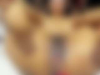 sara-tompsonn's Live Sex Cam Show
