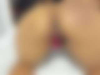sara-tompsonn's Live Sex Cam Show
