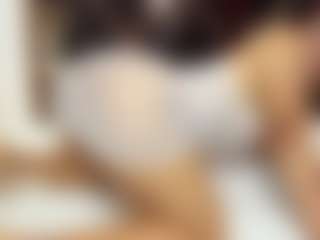 Live cam show with sara-tompsonn - Big Tits Small Tits on Camsoda