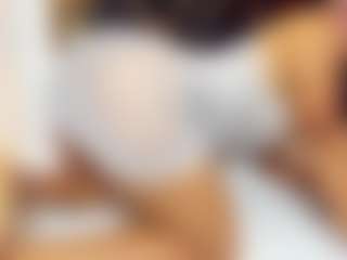 Live cam show with sara-tompsonn - Handjob on Camsoda