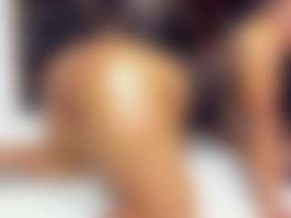 sara-tompsonn's Live Sex Cam Show