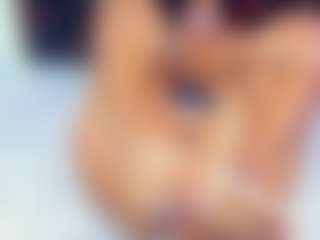 sara-tompsonn's Live Sex Cam Show