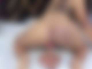 sara-tompsonn's Live Sex Cam Show