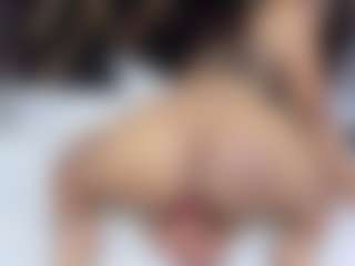 sara-tompsonn's Live Sex Cam Show