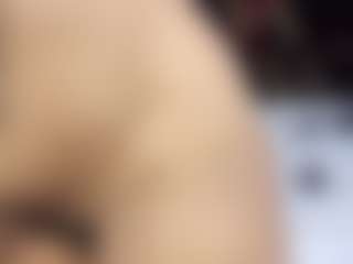 sara-tompsonn's Live Sex Cam Show