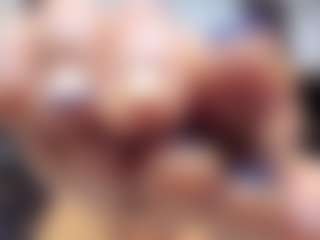 sara-tompsonn's Live Sex Cam Show