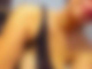 Live cam show with sara-tompsonn - Anal on Hubzter Live