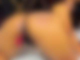 sara-tompsonn's Live Sex Cam Show