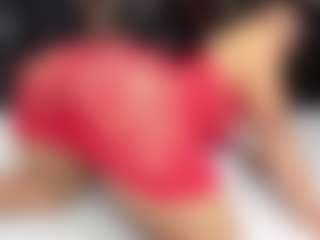 Live cam show with sara-tompsonn - Handjob on livesuperchat.net