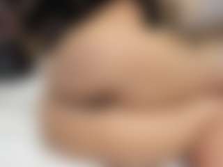 sara-tompsonn's Live Sex Cam Show
