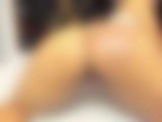 sara-tompsonn's Live Sex Cam Show