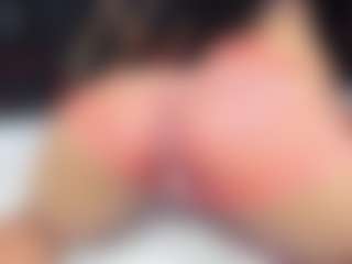 sara-tompsonn's Live Sex Cam Show