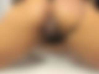 sara-tompsonn's Live Sex Cam Show