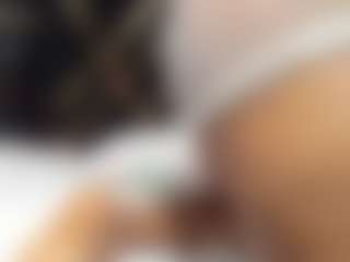 sara-tompsonn's Live Sex Cam Show