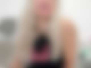 Live cam show with TatyanaLove - Strip on Instabang