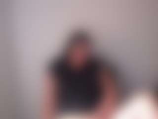 Moon's Live Sex Cam Show