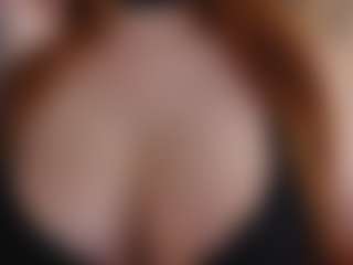 Live cam show with tracy-blair - Red Hair on milfzrlive.com