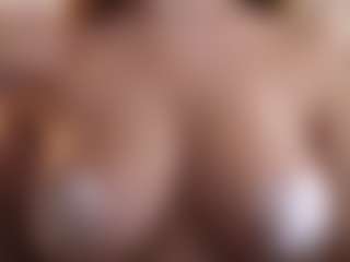 Live cam show with tracy-blair - Ebony on Sweet Sext